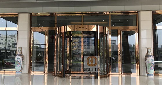 旋轉(zhuǎn)玻璃門(mén)