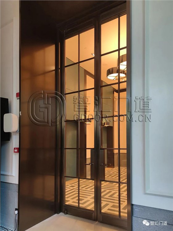 深圳安達(dá)仕酒店門(mén)